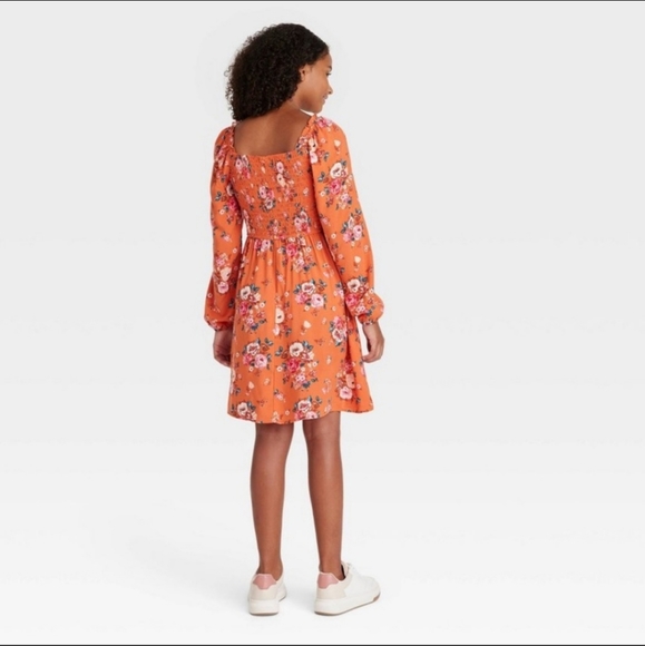 HP🎊Smocked Bodice Long Sleeve Dress - Art Class - Picture 2 of 8